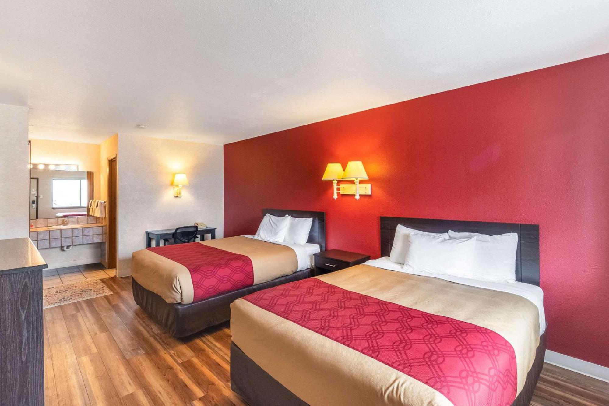 Lodge Econo